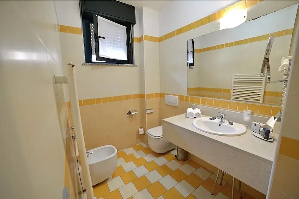 Leonardo Hotel