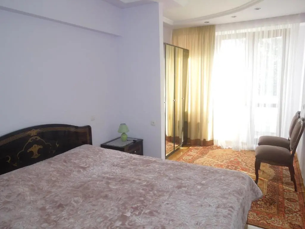 Apartment on 26 May 10/12