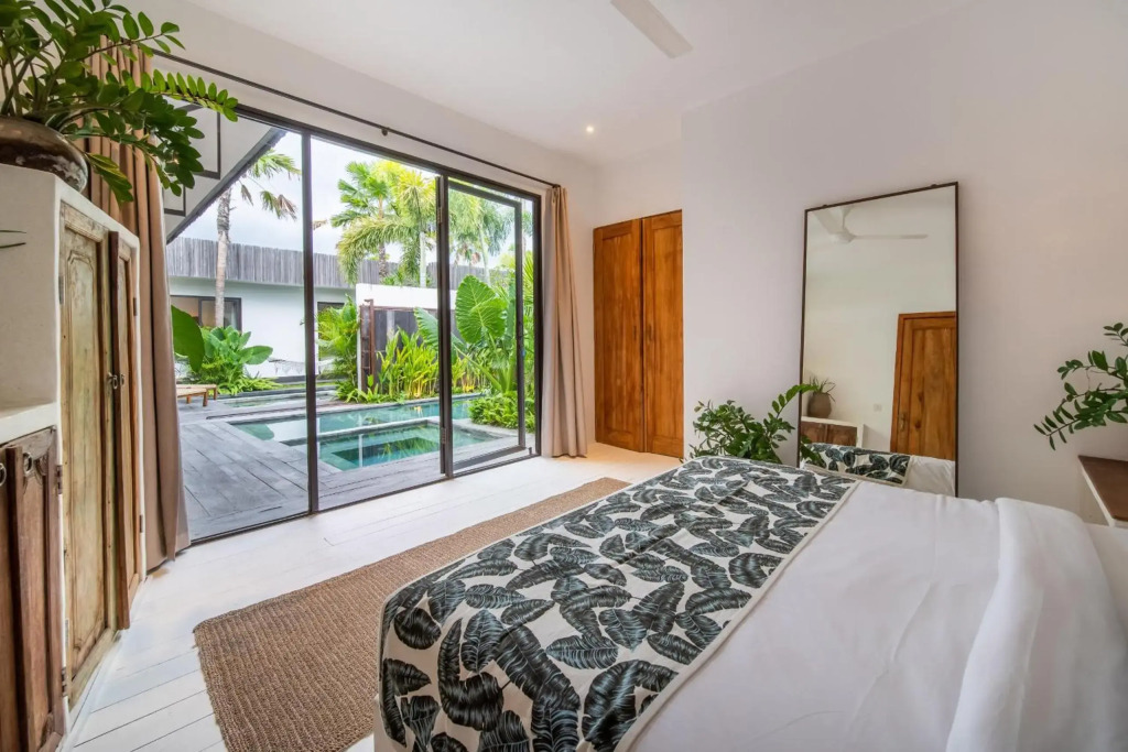NEW! Rustic Interior design Private Villa 3 BR Umalas w staff 25 Disc
