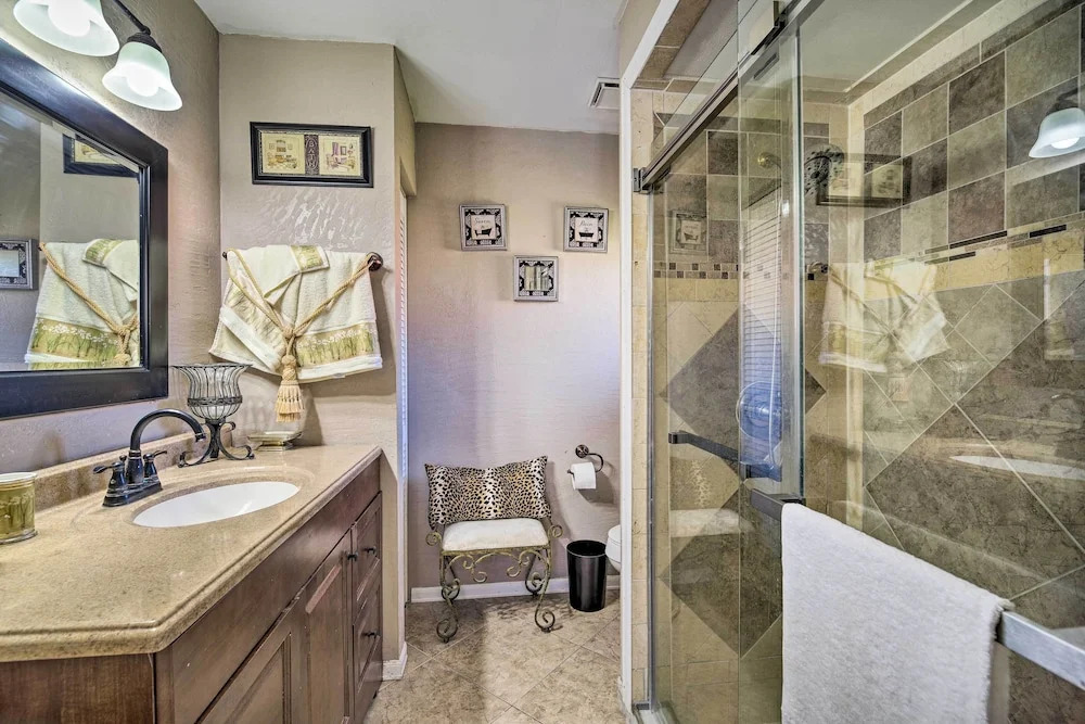Lanai, Pool & Gas Grill: Sebring Retreat