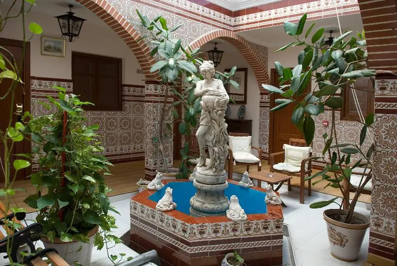 Hotel Esmeralda