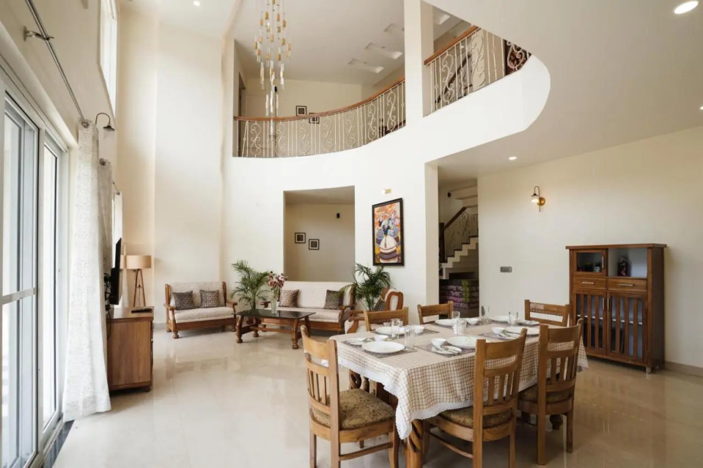 SaffronStays Casa Bellissimo, Dehradun - luxury villa near Malsi Deer Park with valley views