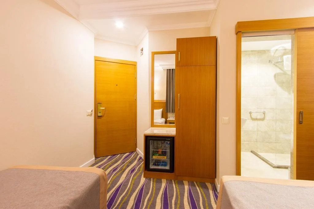 Dogan Royal Hotel