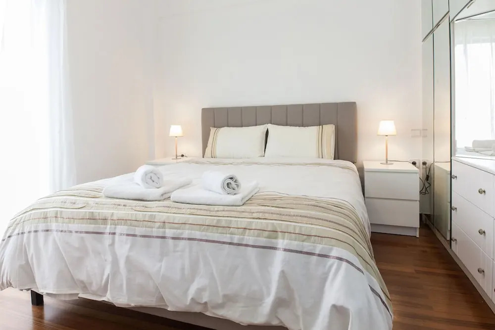 Faliro 2 Bd Escape Modern Living