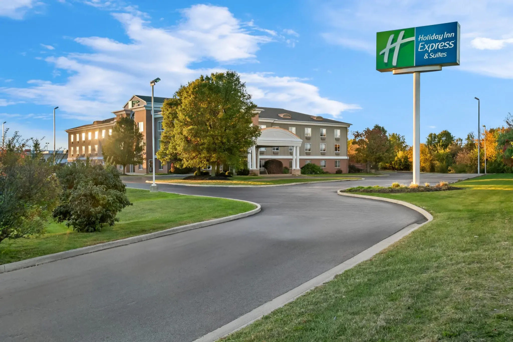 Holiday Inn Express Hotel & Suites Marion by IHG