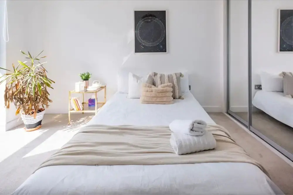 Stylish London Flat - Private Terrace - City View