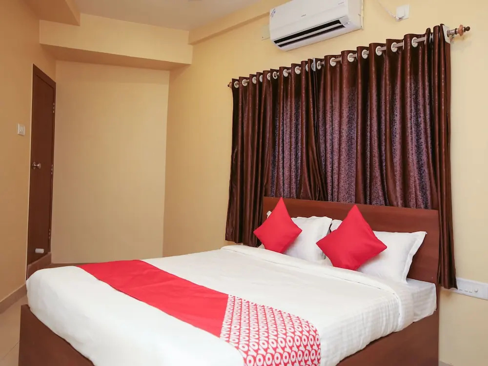 FabHotel Gokul Residency