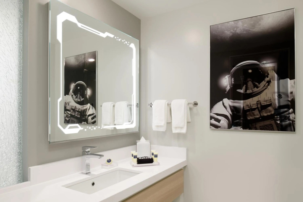 Astra Hotel, Seattle, a Tribute Portfolio Hotel by Marriott