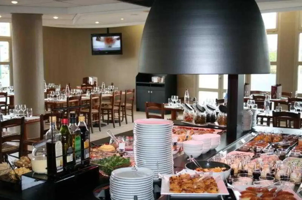 Campanile PRIME - Paris Bobigny