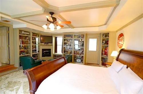 Union Gables Bed & Breakfast