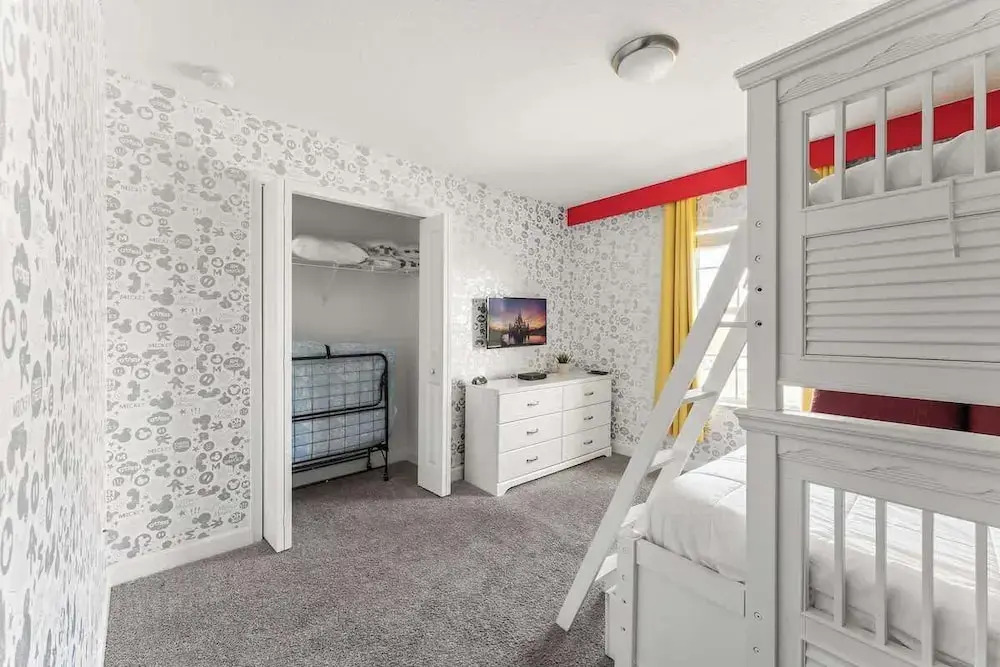 Private Pool Plus 5BR Themed Bedrooms