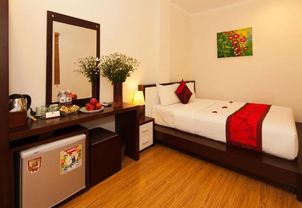 Rising Dragon Hotel