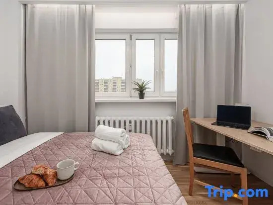 Lumina 3-room apartment with balcony