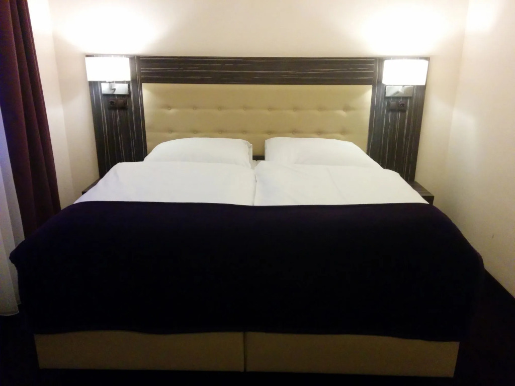 Hotel Famosa