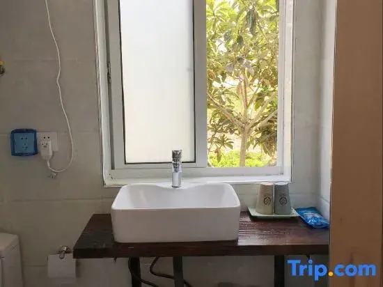 Shanghai Liujia Garden Homestay