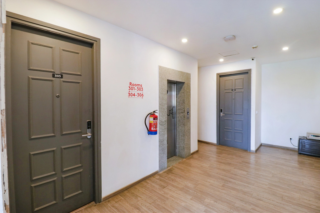 FabHotel Destiny Inn - Nr Medanta Hospital