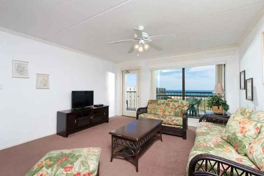 Saida IV Condominium 602