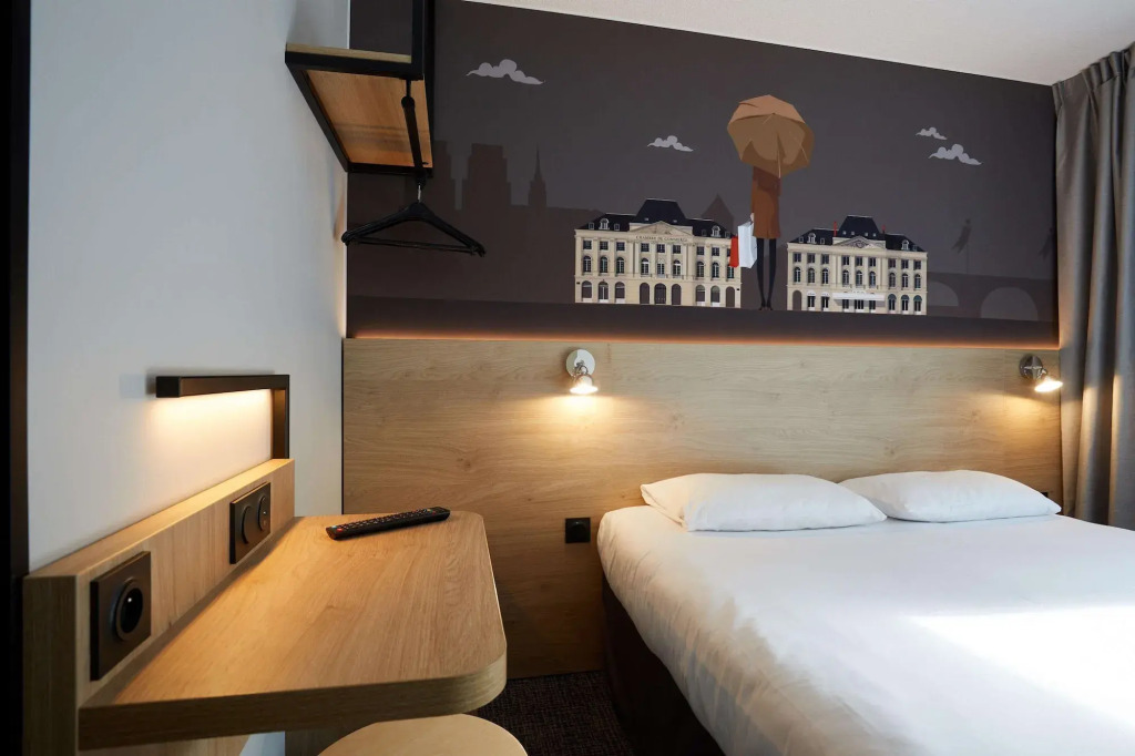 KYRIAD DIRECT Orleans - La Chapelle St Mesmin