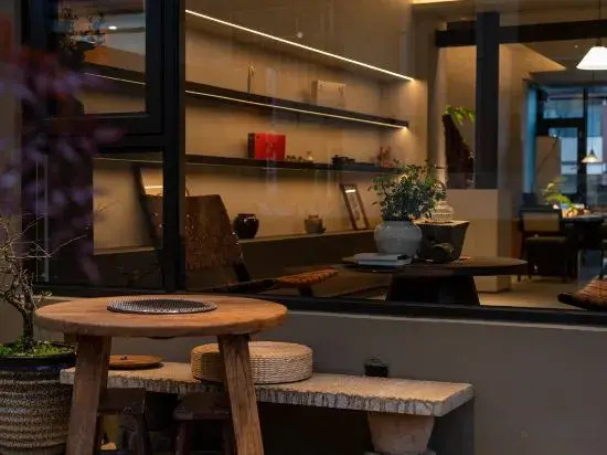 Wuyishan Kelai Like Home Tea House Space