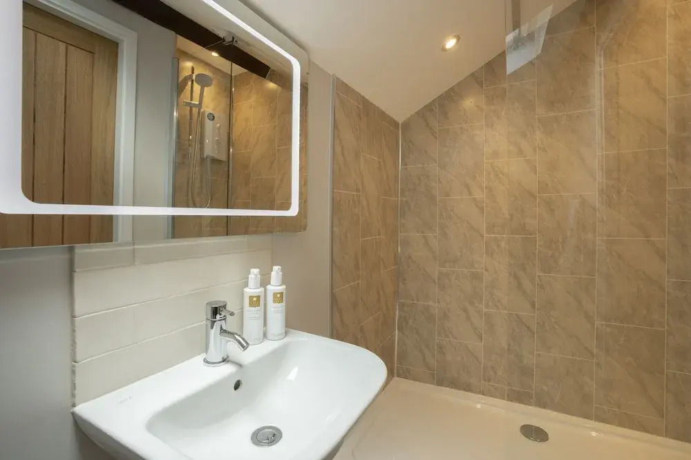 Church View - Spacious 2 Bedroom - 2 Bathroom - Property - Outdoor Terrace