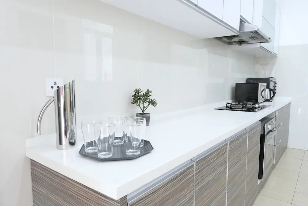 Gurney Seafront Supercondo 4B Penthouse