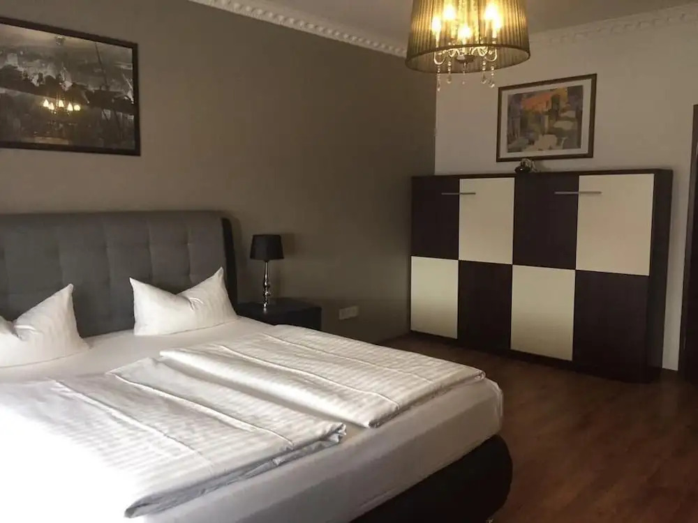 MEININGER Hotel Frankfurt Main / Airport