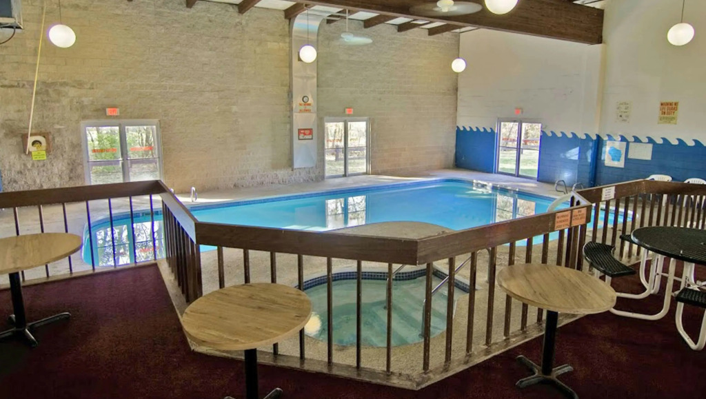 Voyageur Inn and Conference Center