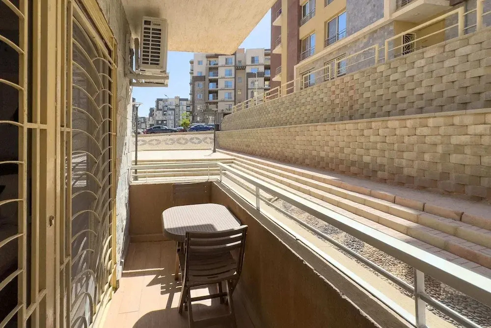 Xuru Stays I The 1bdr Grounded Cozy @ New Cairo