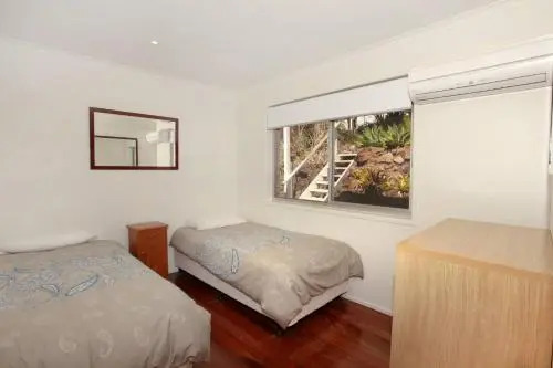 32 Barra Crescent, Coolum Beach. Bond 500, FOXTEL, WIFI, Linen Supplied