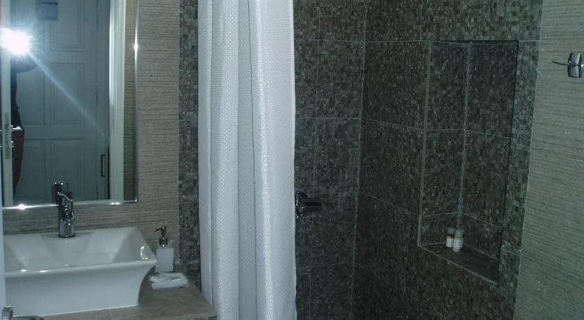 Ritas Place Hotel