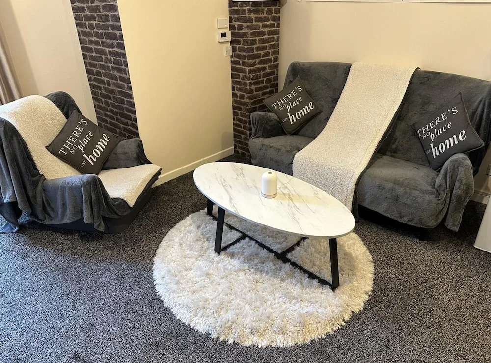 Central Glasgow Apt - Sleeps 2 & Freeparking