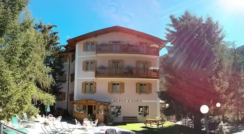 Residence Hotel Santa Maria piscina e wellness