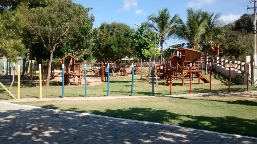 Prainha Lindo Apto com 02 quartos e 02 vagas de garagem