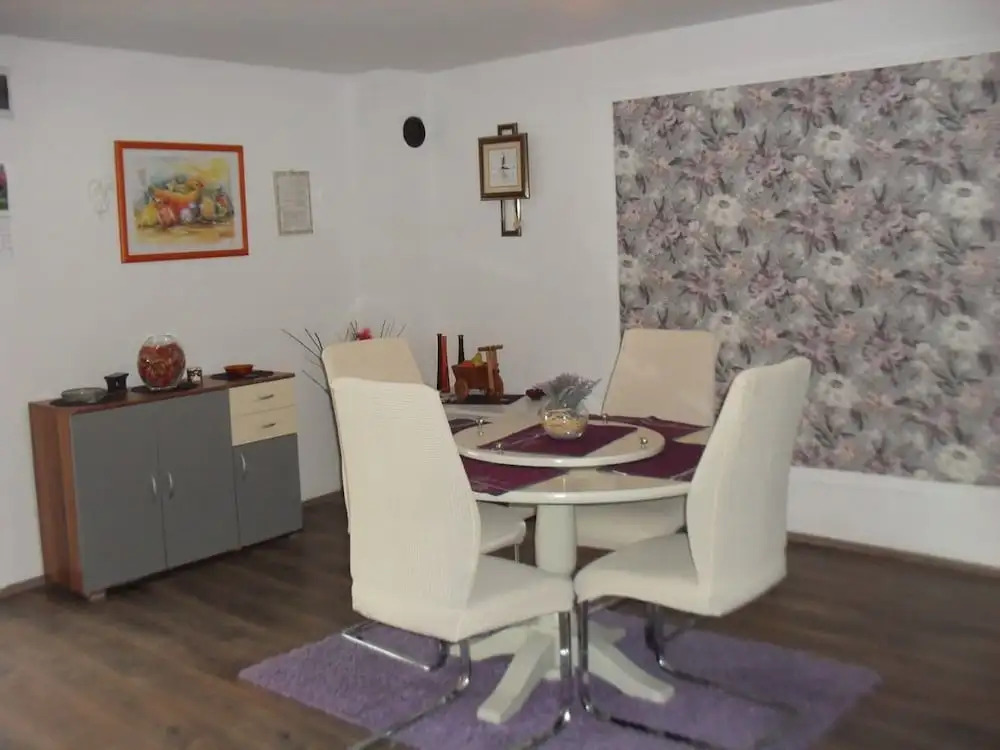 Jasnica - Elegant and Comfortable - A1