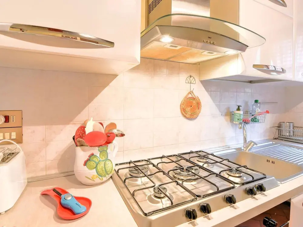 Scenic Stay in Restored Retreat