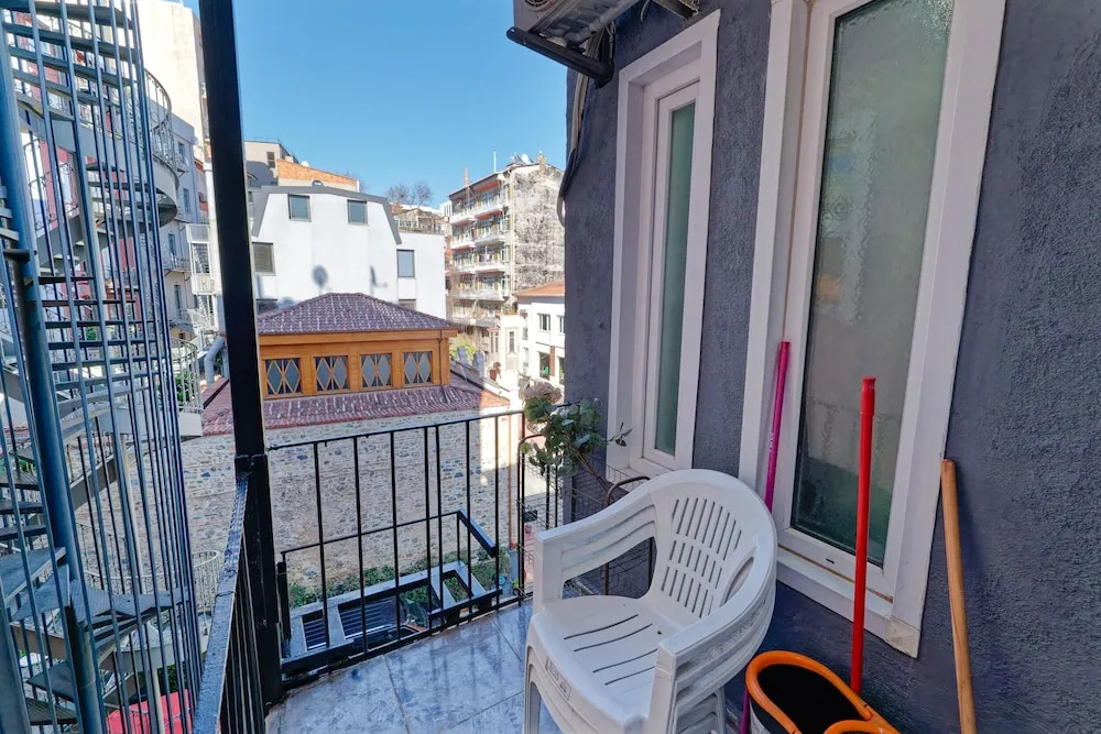 Cozy Central Apt 1BR near Galataport