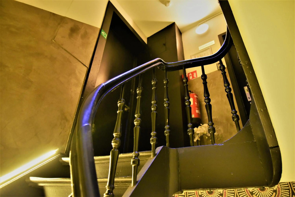 1001 Nights loft citycenter with balconyview