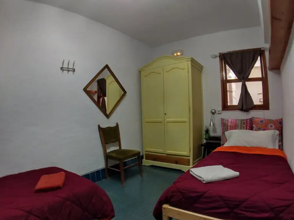 X Hostel Alicante