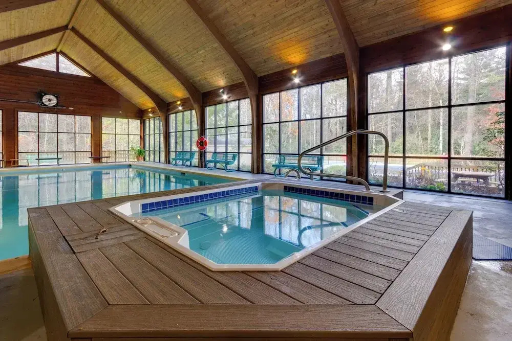 Cozy Sapphire Resort Home w/ Deck & Mountain Views