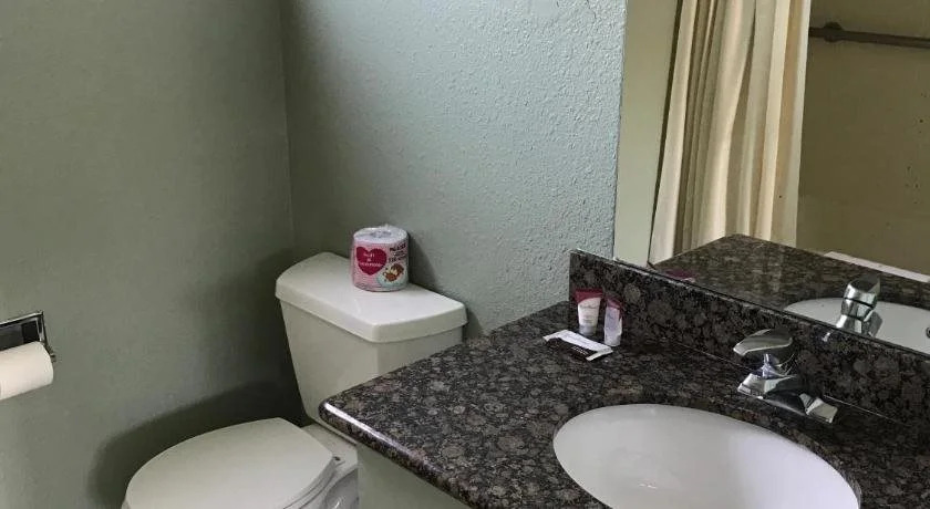 Economy Inn