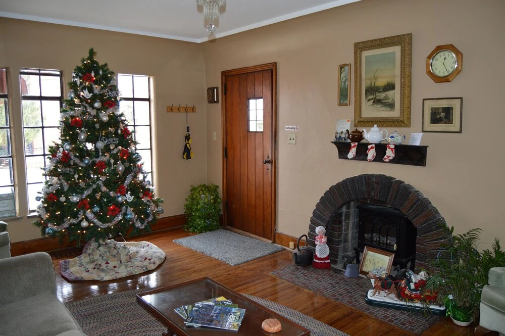 Maple Street Bed and Breakfast LLC