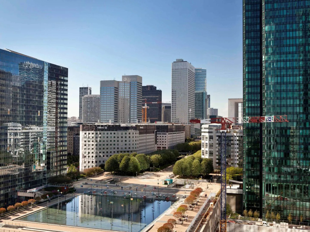 ibis Paris la Défense Esplanade