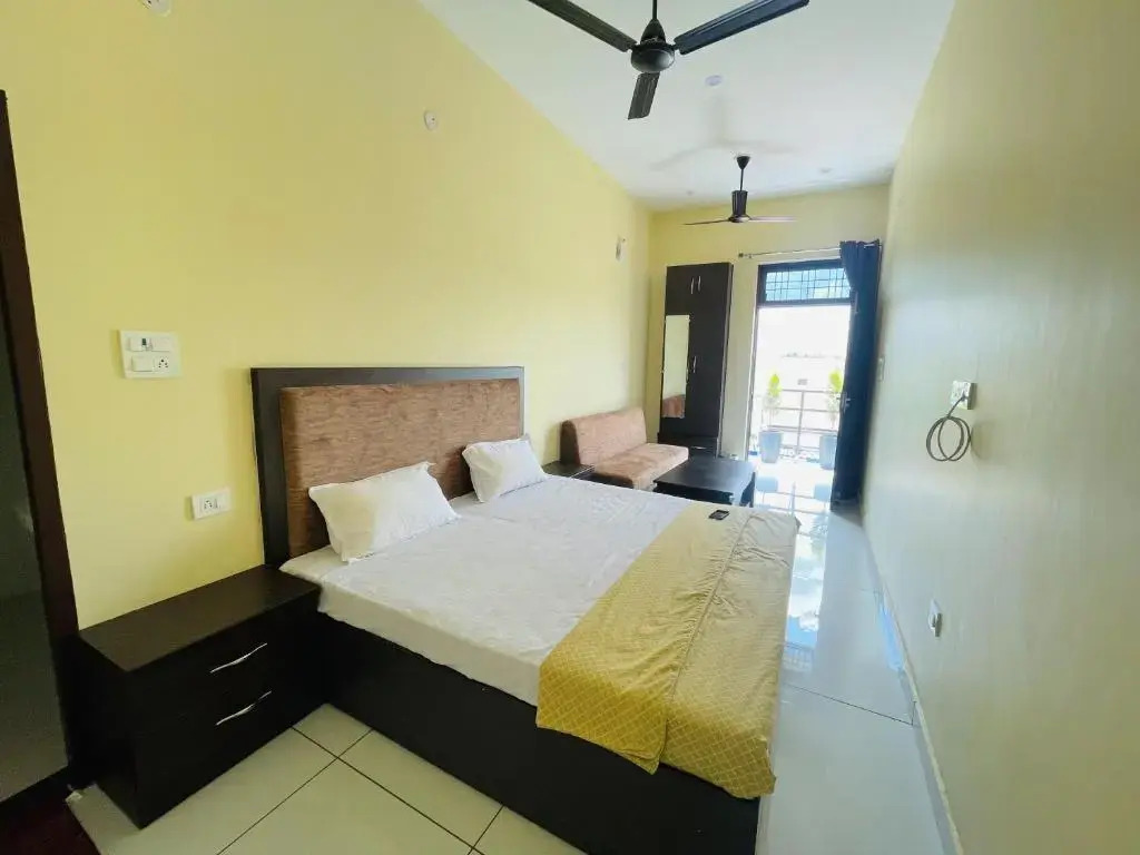 BLD Restaurant And Home Stay