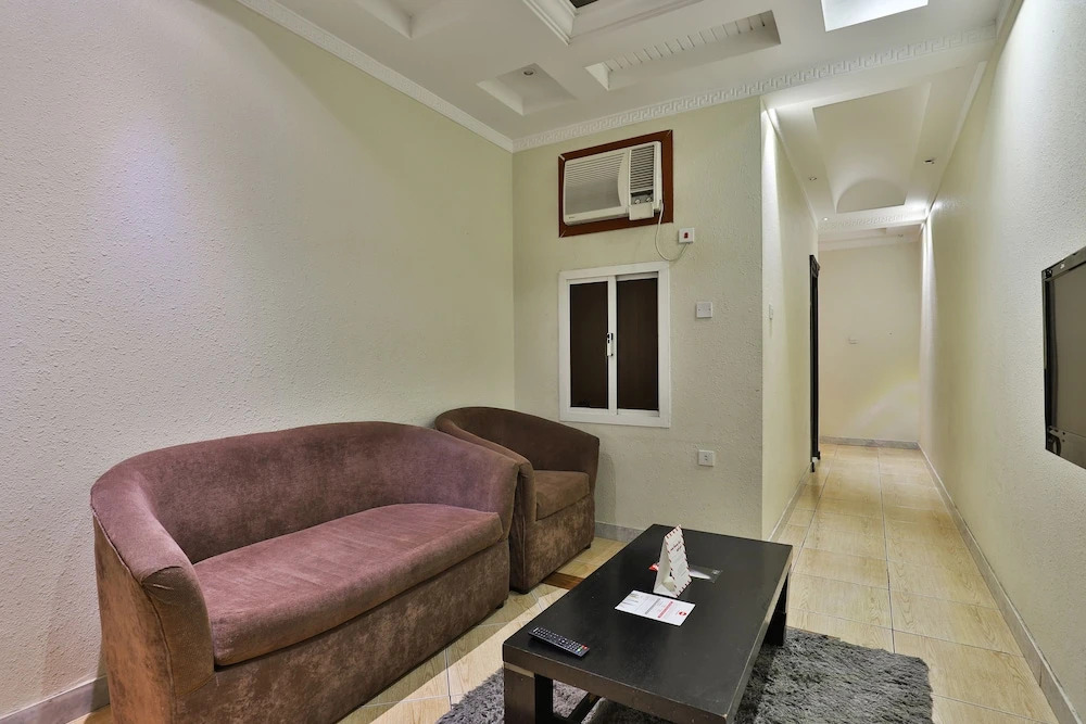 OYO 215 Wassan International Hotel