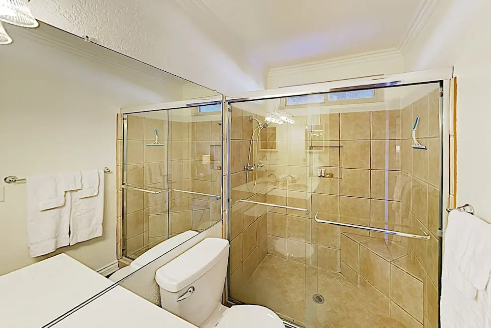 New Listing! Mountain-view W/ Private Pool 2 Bedroom Home