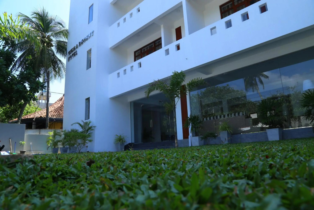 Hikka Regent Hotel