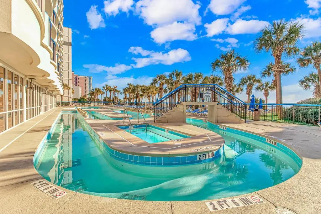 Oceanfront 1 Bedroom 2 Bath Suite Boardwalk 439