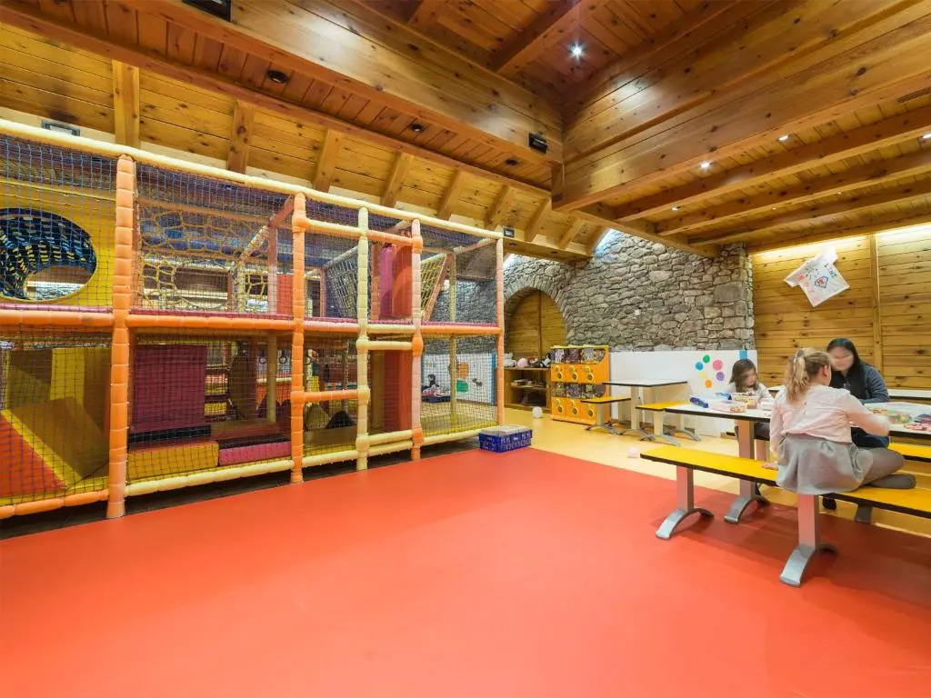Sport Hotel Village