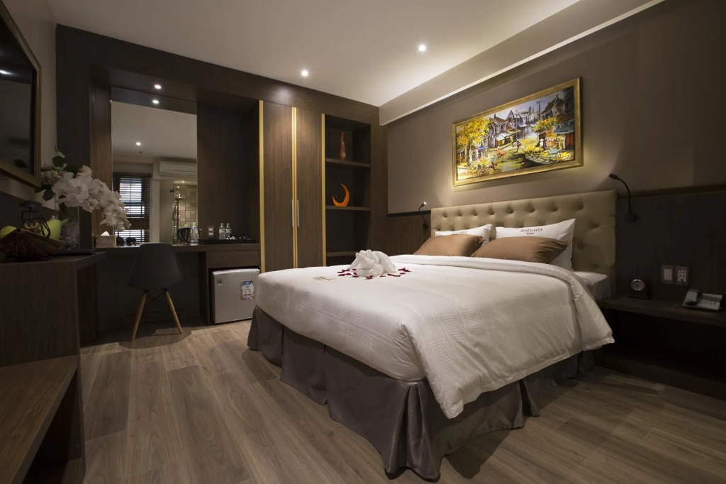 Sunflower Luxury Hotel