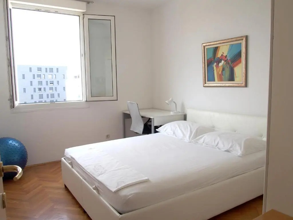 Apartment Viola